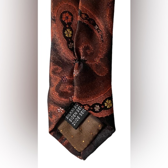 Italian Pavone Silk Tie - Picture 7 of 8